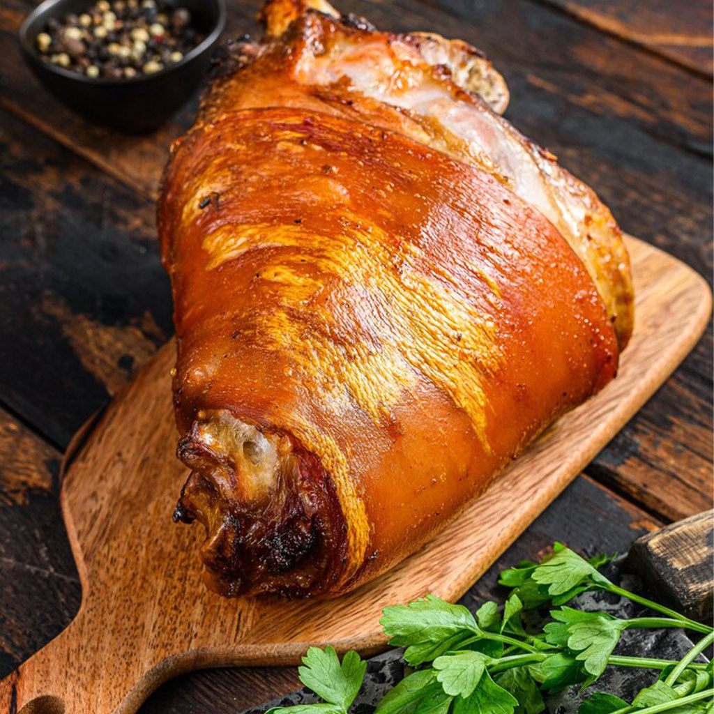 ✨ Sabor que conquista: Disfruta nuestro Pernil de Cerdo Ahumado como nunca antes