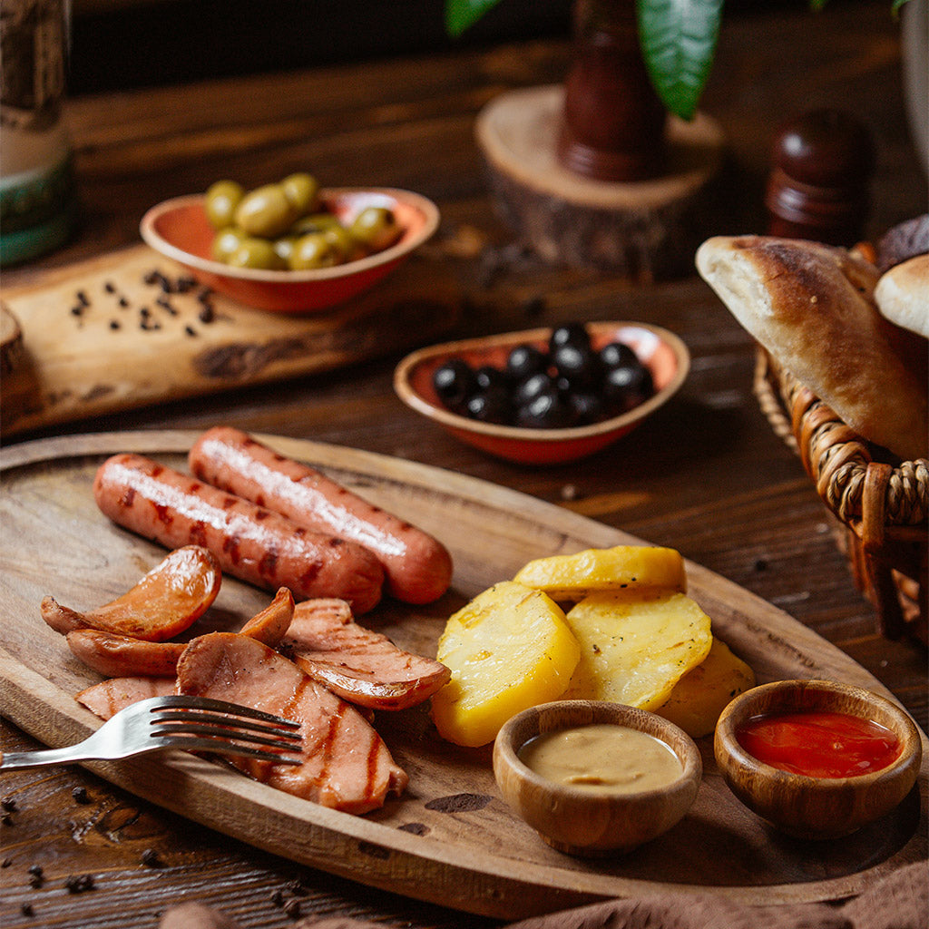 Brunch Invernal: Calidez y Sabor con Charcutería Artesanal y Pan Recién Horneado
