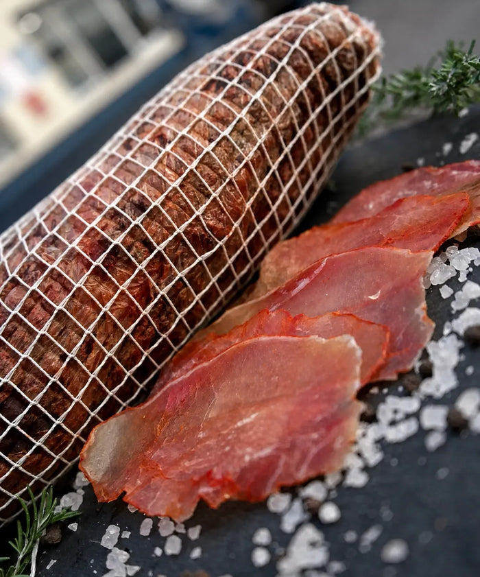 Pastirma de lomo en corte