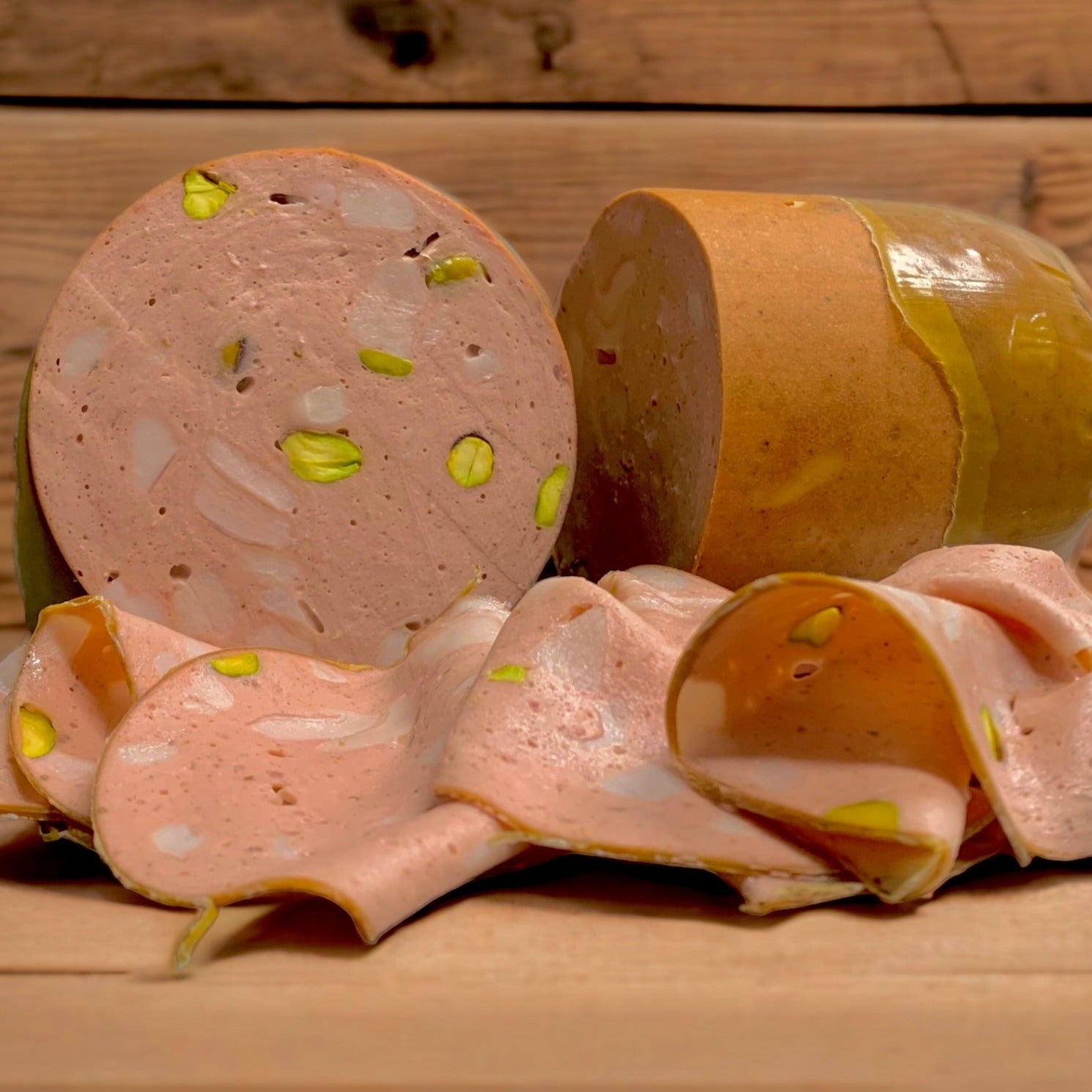 Mortadella Italiana Ahumada con pistacho 200 gr.