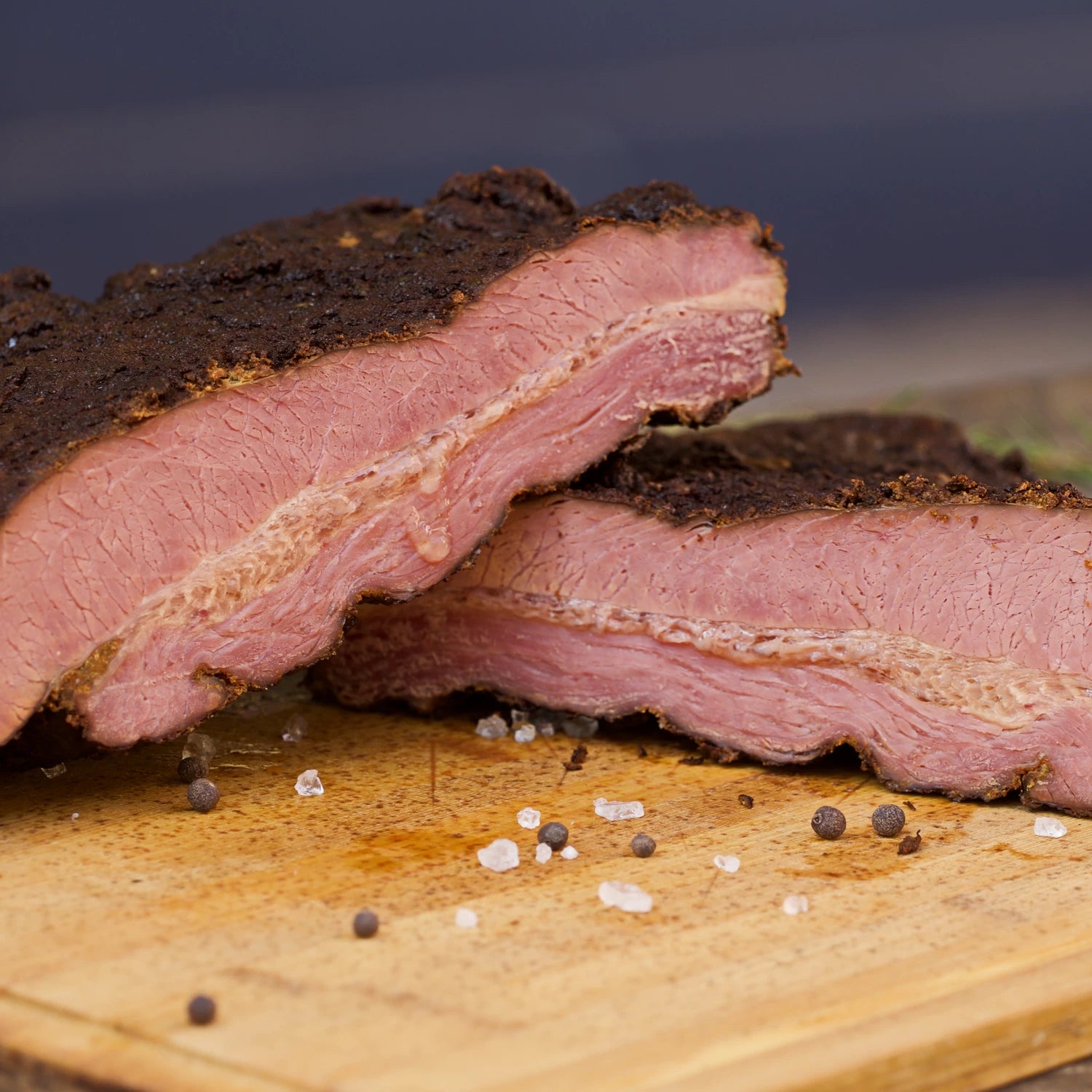 Pastrami americano Angus ahumado en corte