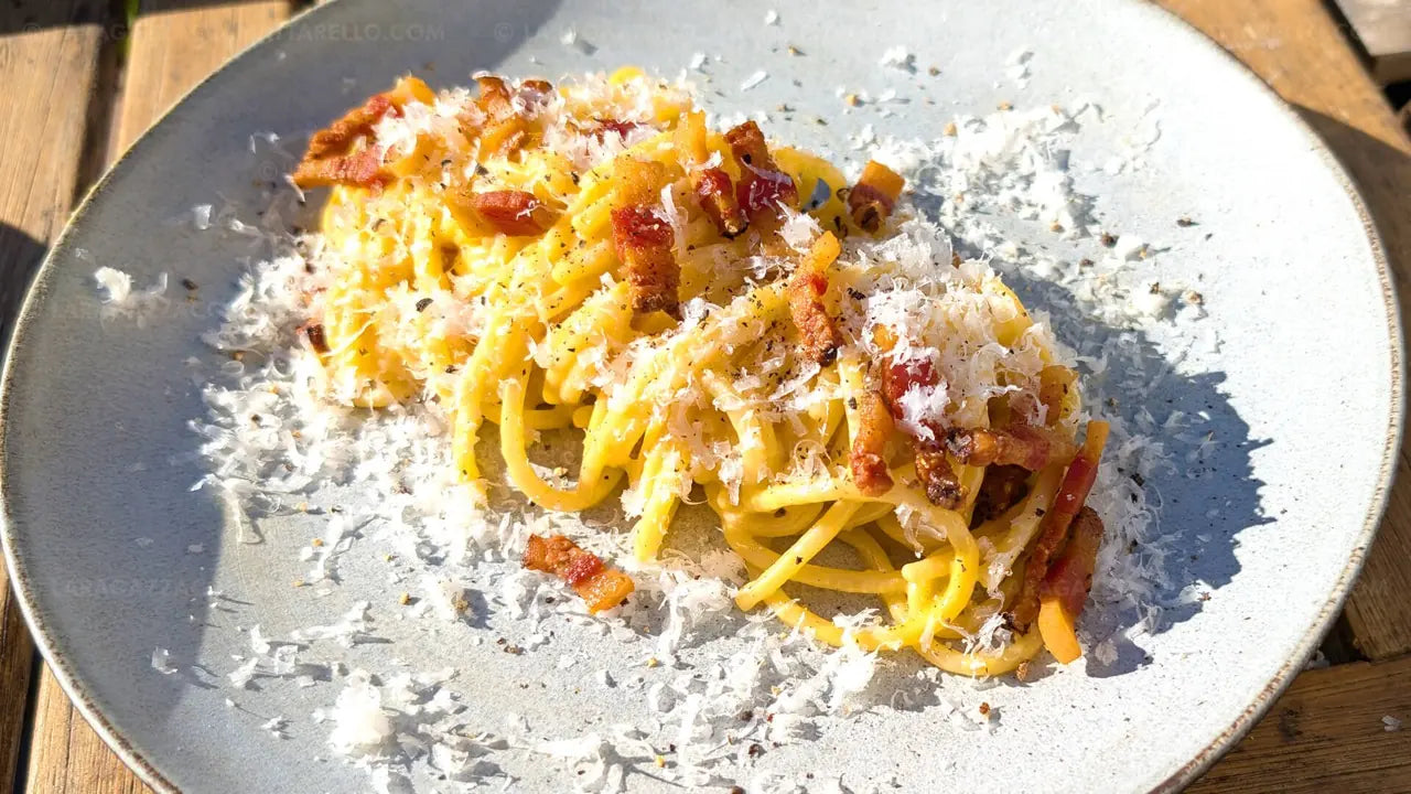 Pasta carbonara con guanciale